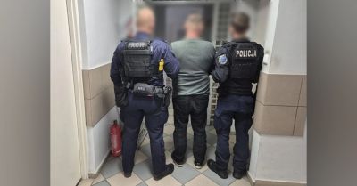 57-latek z 1,76 promila wpadł ciężarówką do rowu